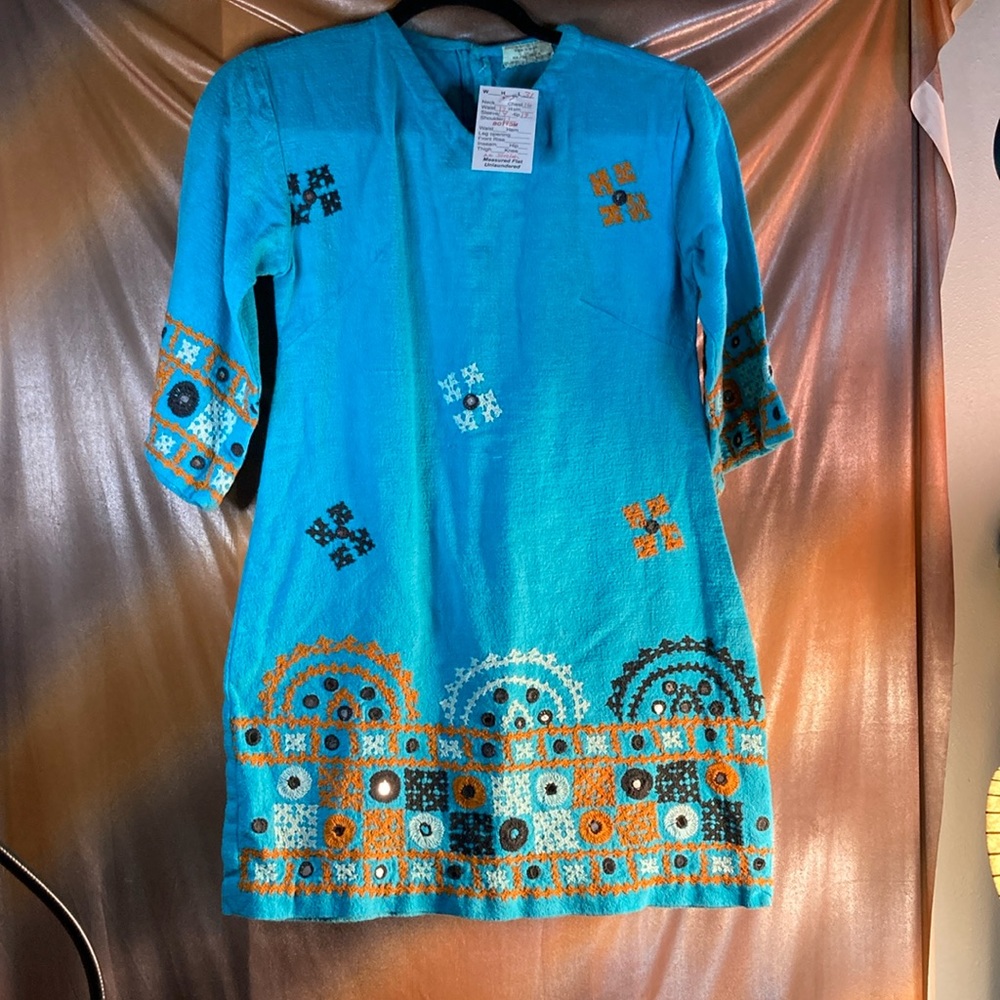 70’s vintage teal mini dress with mirrors. Made in India with orange & black.‎ B